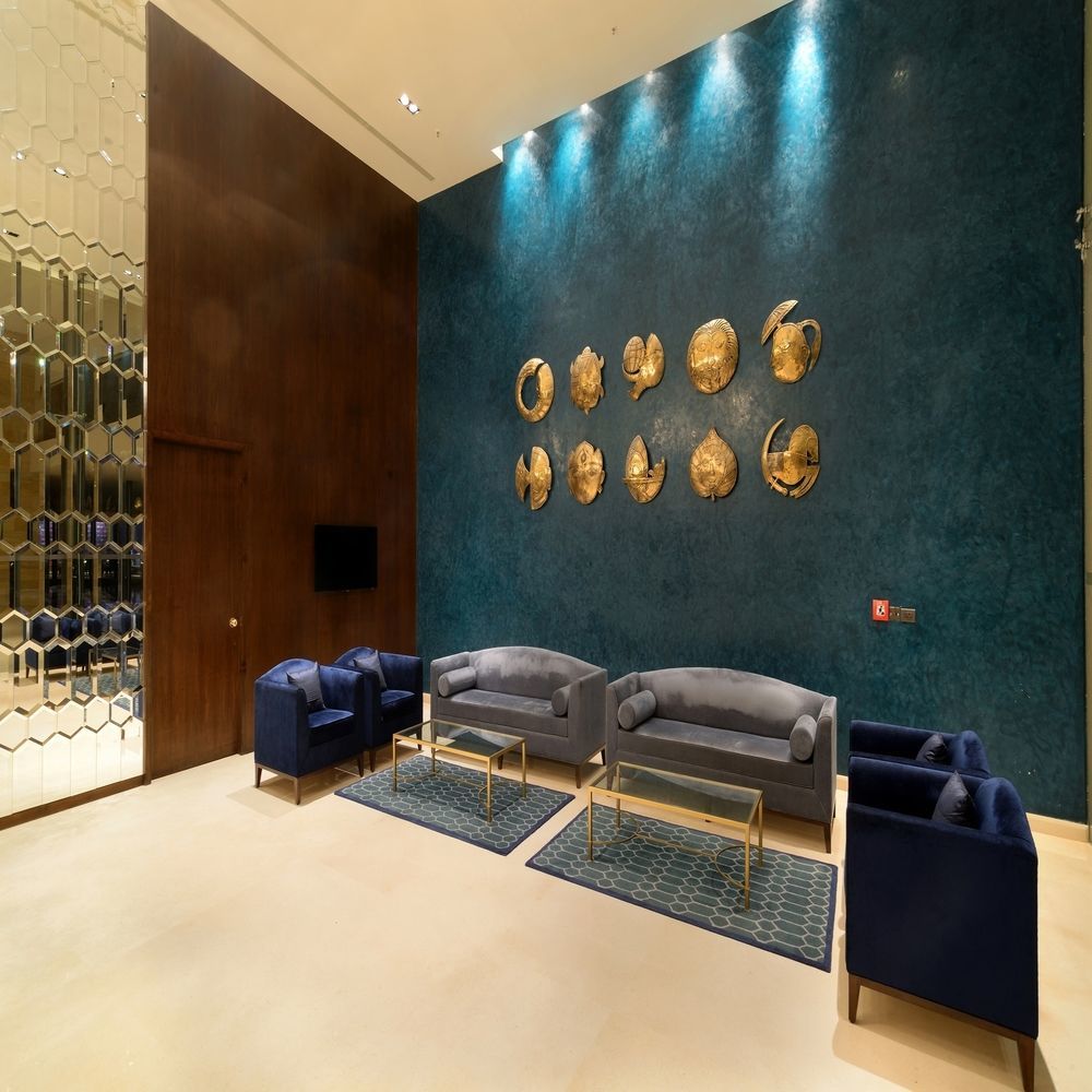 Marasa Sarovar Premiere Tirupati Dış mekan fotoğraf The interior of the lounge
